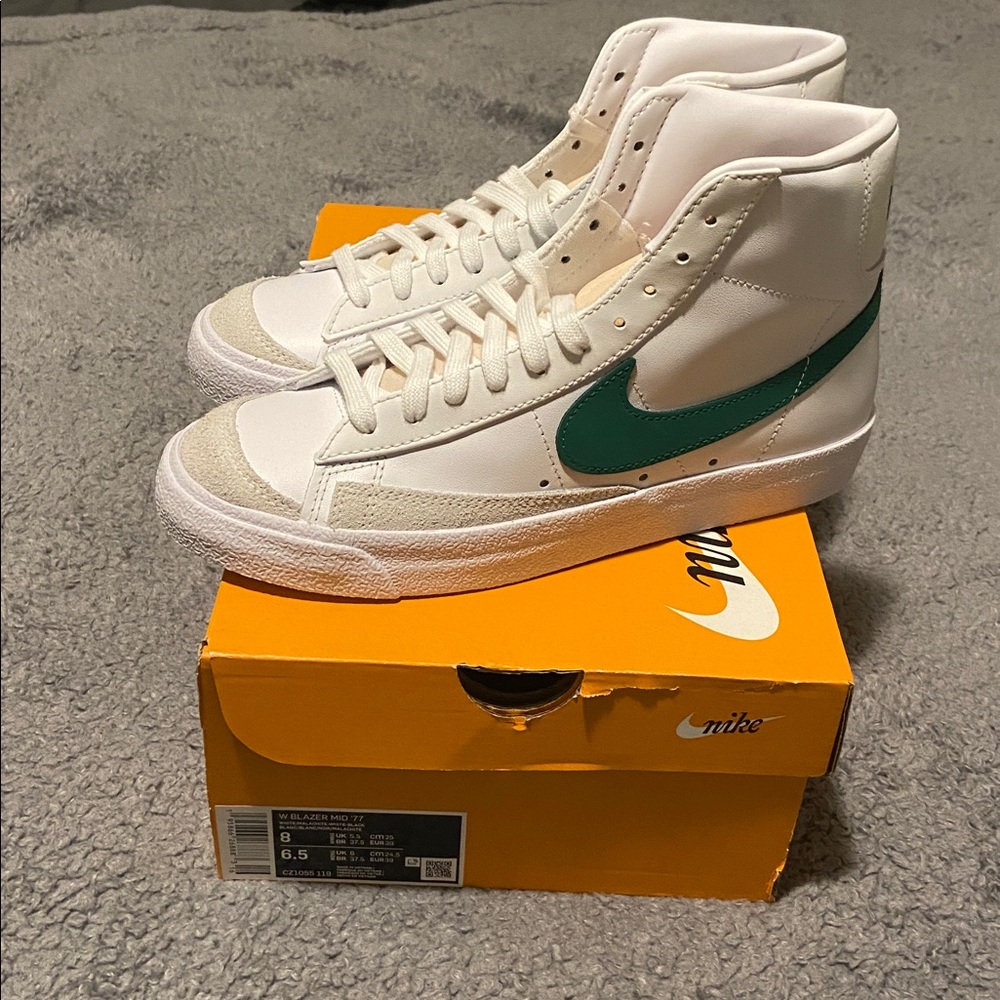 Nike Blazer Mid ‘77